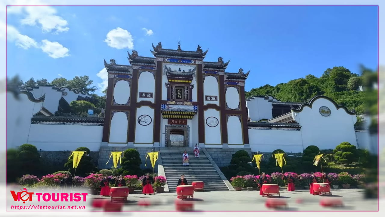 du lịch trung quốc Cố Hương của Khuất Nguyên