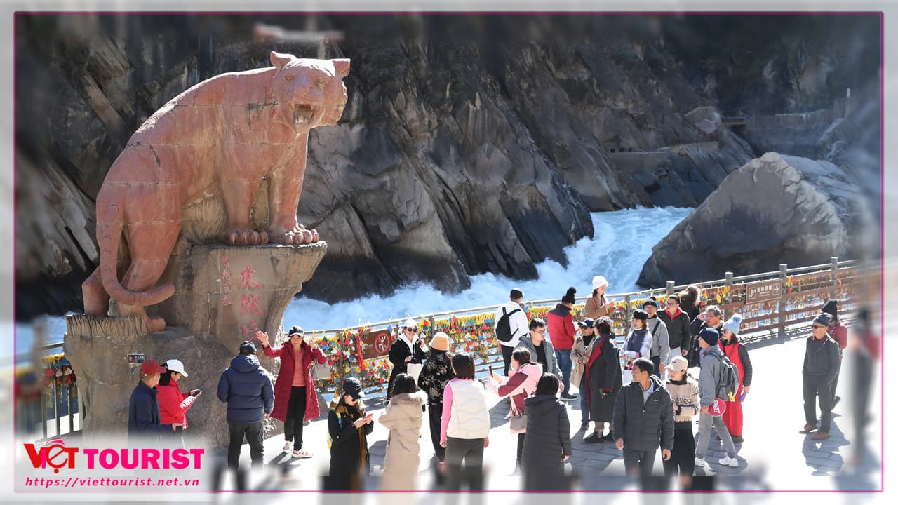 du lịch trung quốc Hổ Khiêu Hiệp