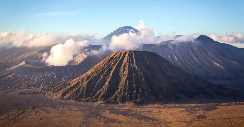 Tour Indonesia khám phá núi lửa Bromo