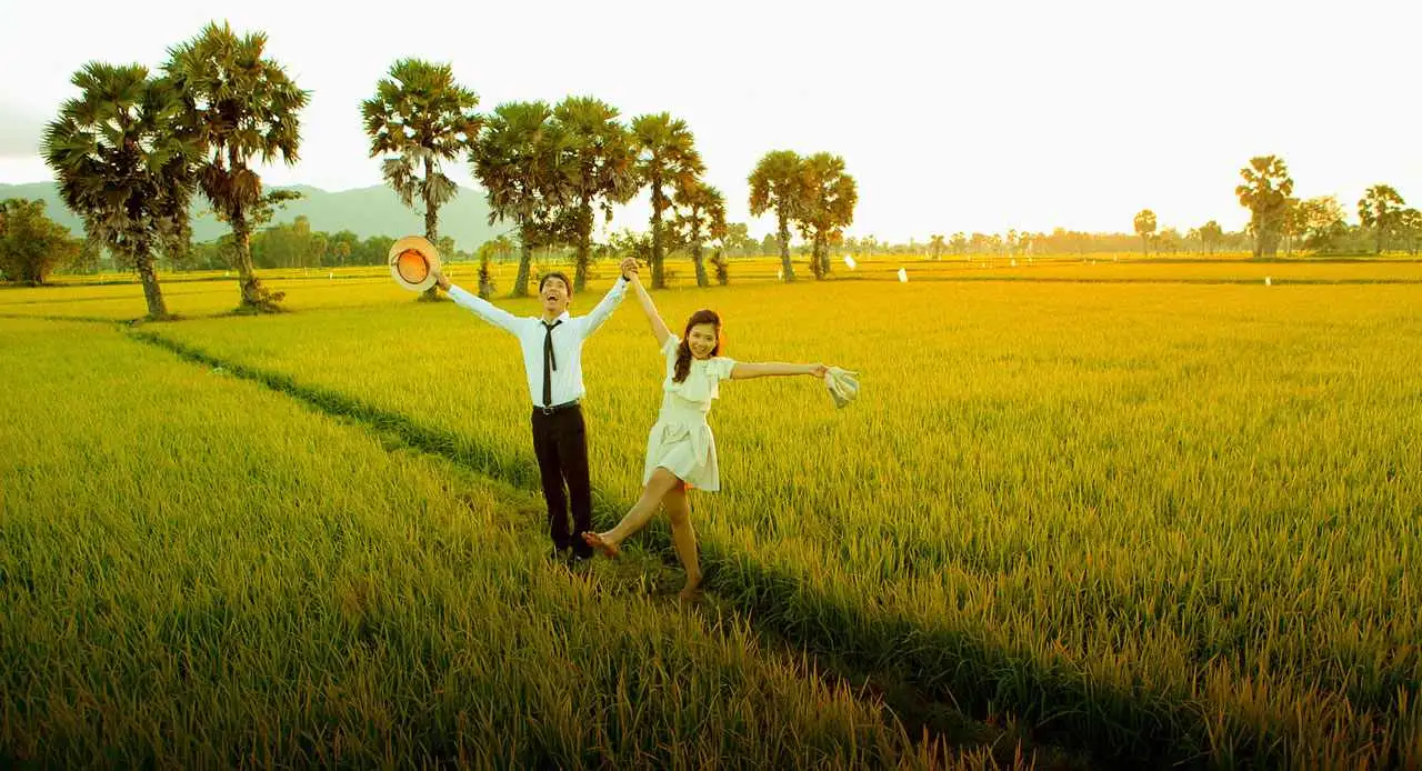 Không chỉ là điểm đến tour du lịch An Giang hấp dẫn mà đây còn là điểm chụp ảnh cưới ưa thích của nhiều cặp đôi.