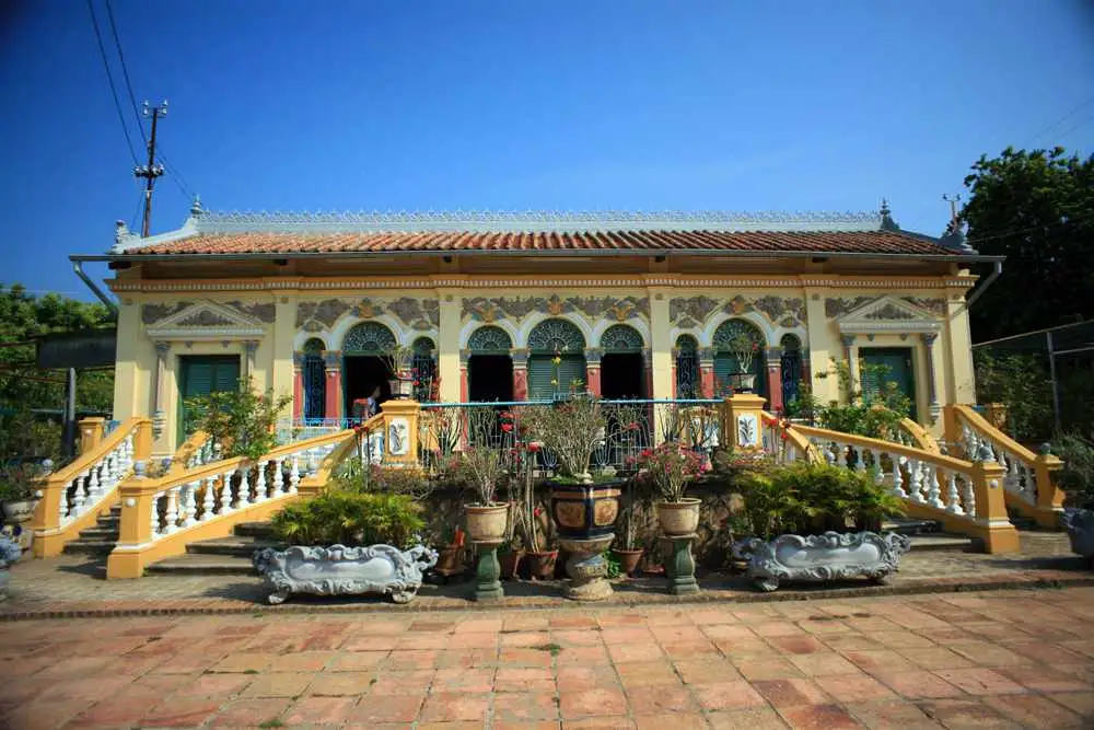 Nhà cổ Bình Thủy trong tour du lịch Cần Thơ
