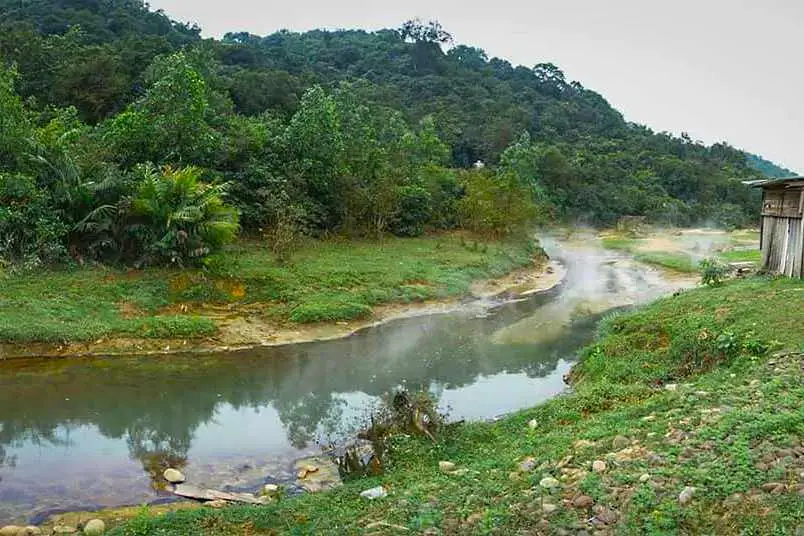 Không gian nghỉ dưỡng tại suối khoáng nóng Bang Quảng Bình