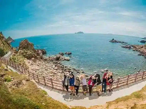 Tour du lịch Quy Nhơn – Phú Yên Bãi Xếp 1 ngày giá tốt
