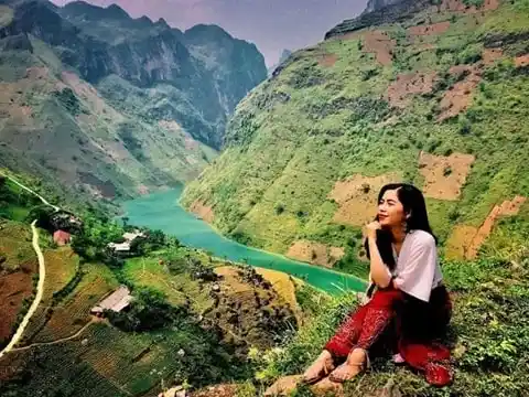 Tour du lịch Đông Bắc 4N3Đ: Khám phá Vịnh Hạ Long – Hà Giang giá tốt từ Sài Gòn 2026