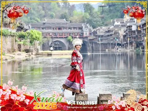 Tour du lịch Trung Quốc Tết 2026 | Ân Thi – Phượng Hoàng Cổ Trấn – Trương Gia Giới 5N4Đ